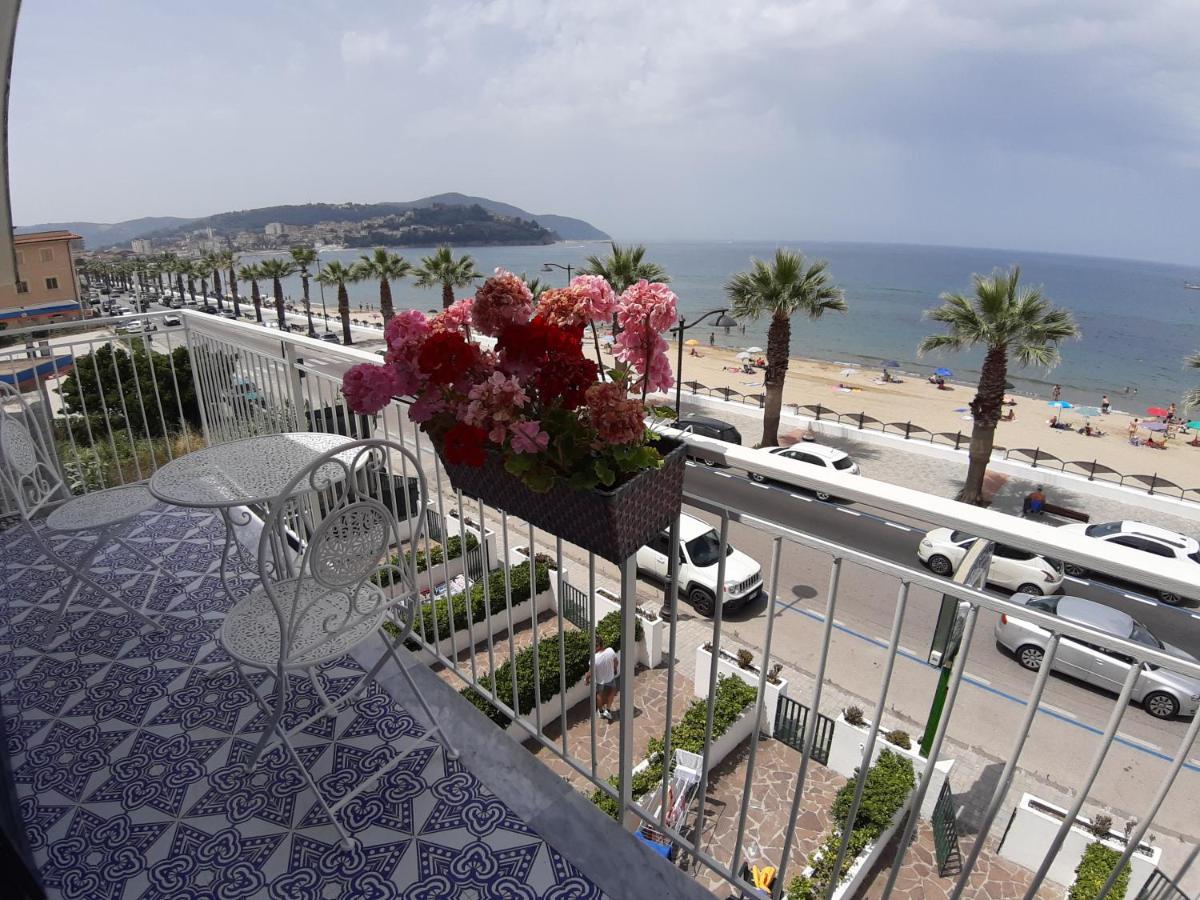 B&B Il Colore Del Mare Agropoli Εξωτερικό φωτογραφία